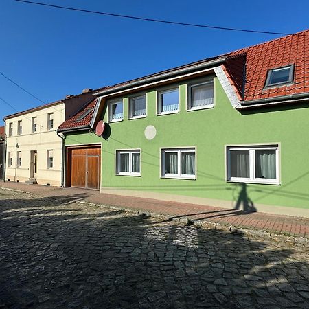 Schoen Moeblierte Wohnung In Genthin/ Ot Tucheim Exterior foto
